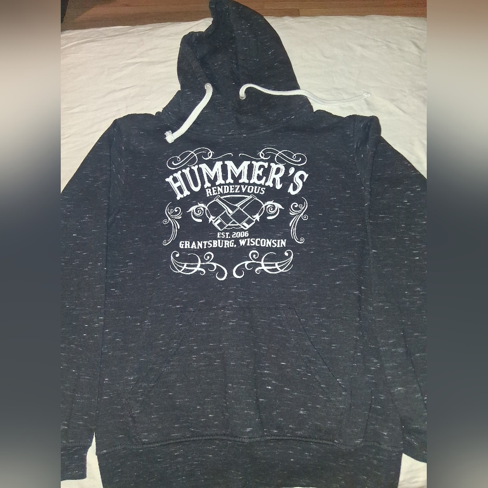 Wisconsin Hummer Drawstring Hoodie. Womens. Size Medium.